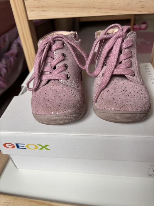 Ghete roz Geox marimea 22