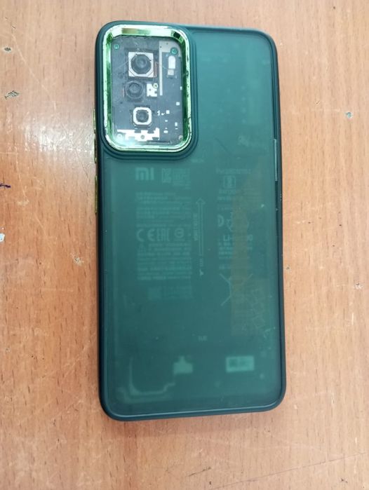 Poco f3 без задней крышки