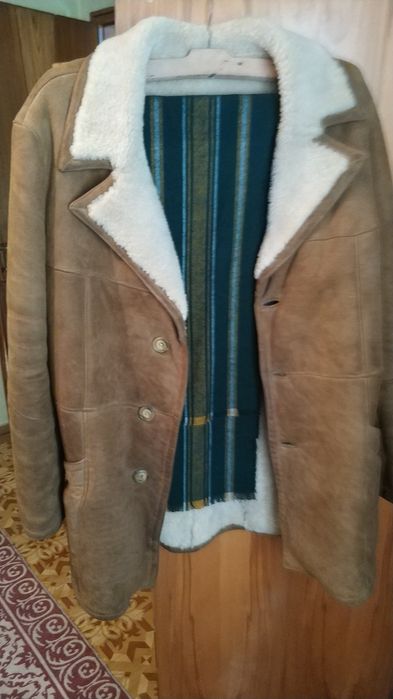 Кожено мъжко палто