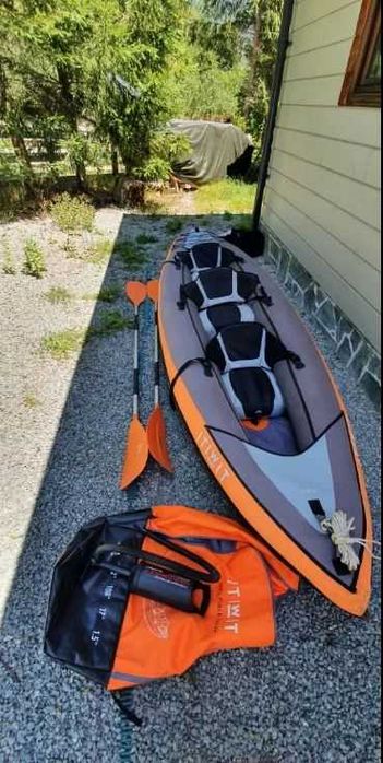 Caiac-canoe ITIWIT gonflabil 2/3 locuri + Padelă 2 segmente + Pompă