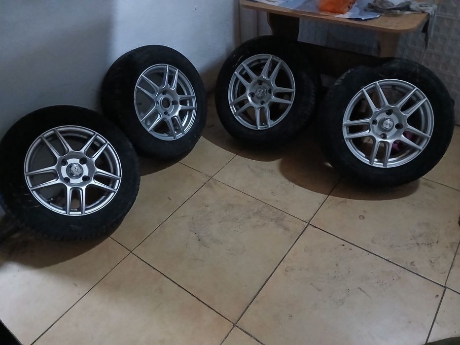 Комплект резины на дисках