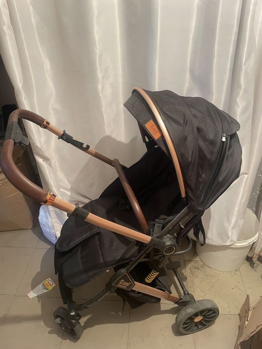 Коляска легкая для детей