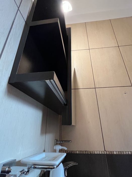 Dulap cu oglindă pentru baie – stare foarte bună