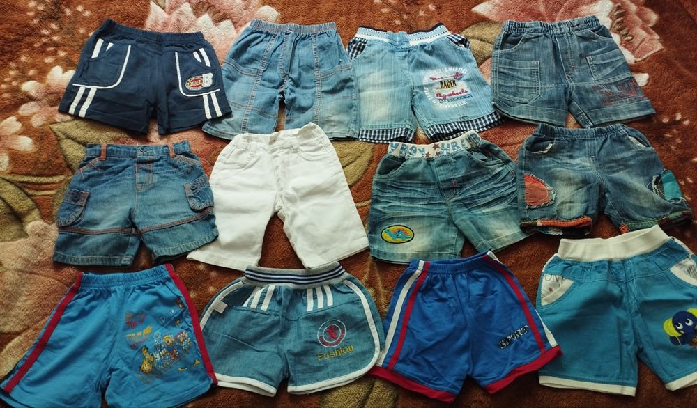 Продам костюмчики, куртки,штаны