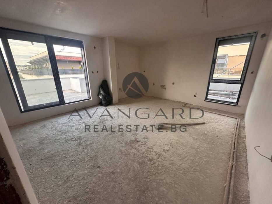 оф.23322 Тристаен с акт 14/ Смирненски