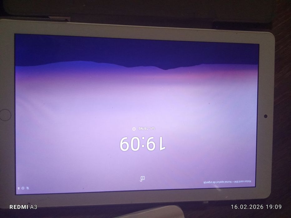 Tableta youtopt cu tastatura