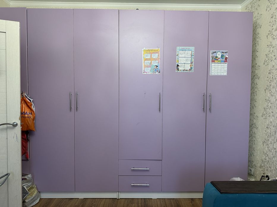 Диван, шкаф, ковер в отличном состояние