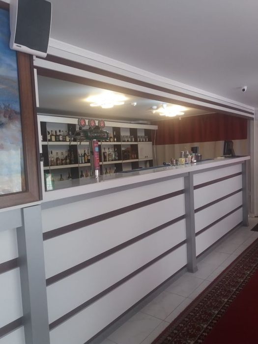 Мебель для кафе баров и ресторанов