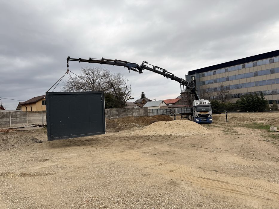 Transport utilaje container cu macara