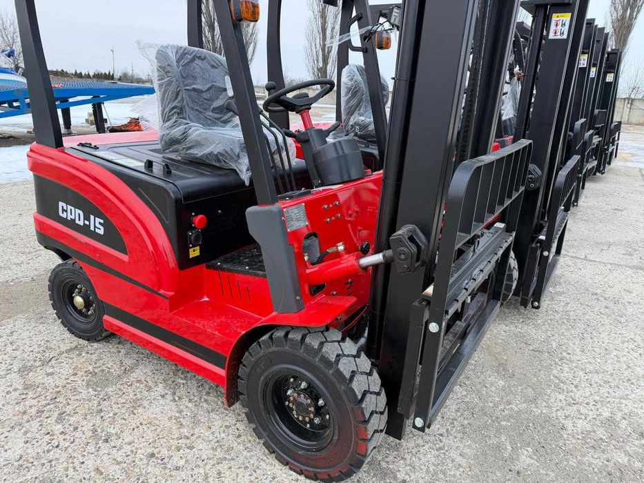 Stivuitoare electrice din stoc cu garantie,capacitate de la 0.8t- 3t