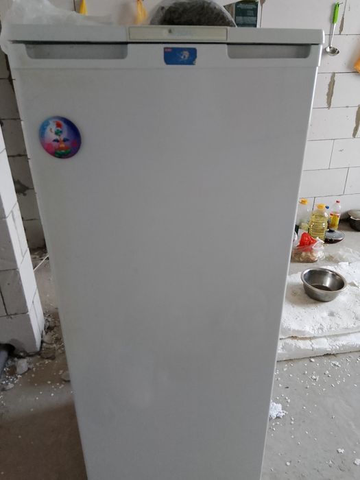 Срочно продам холодильник