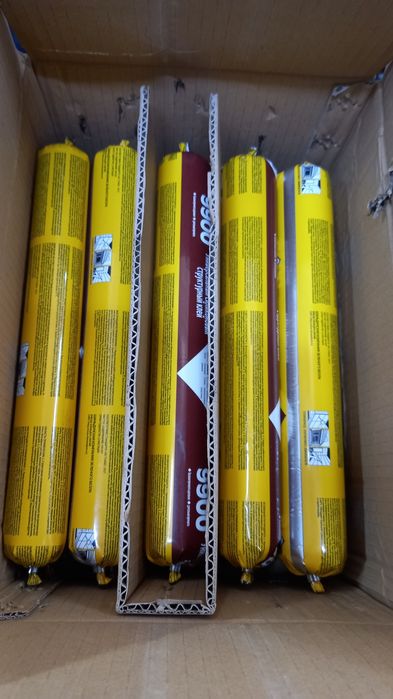 Колбасный черный герметик универсальный