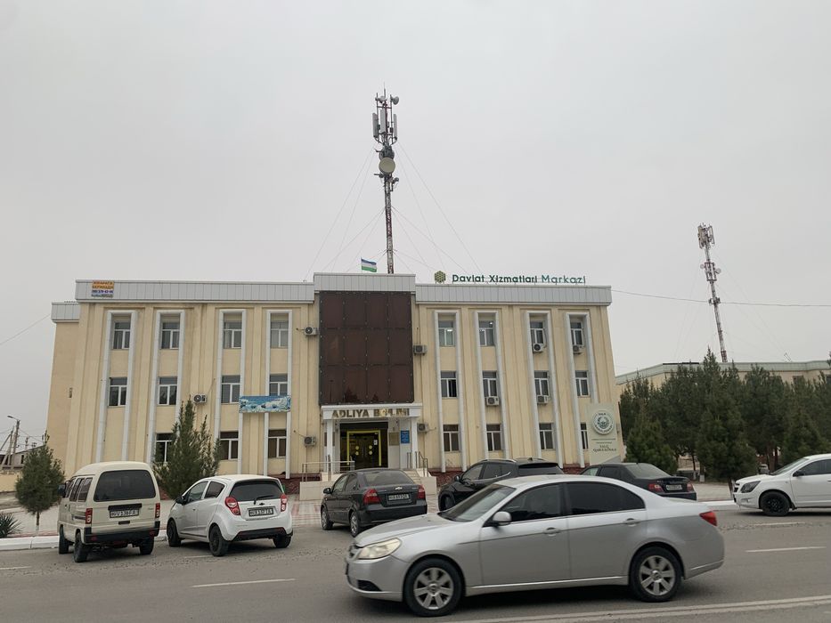 Офис учун бўш хоналар ижарага берилади.