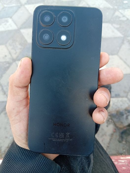Продаю honor x8a 128gb