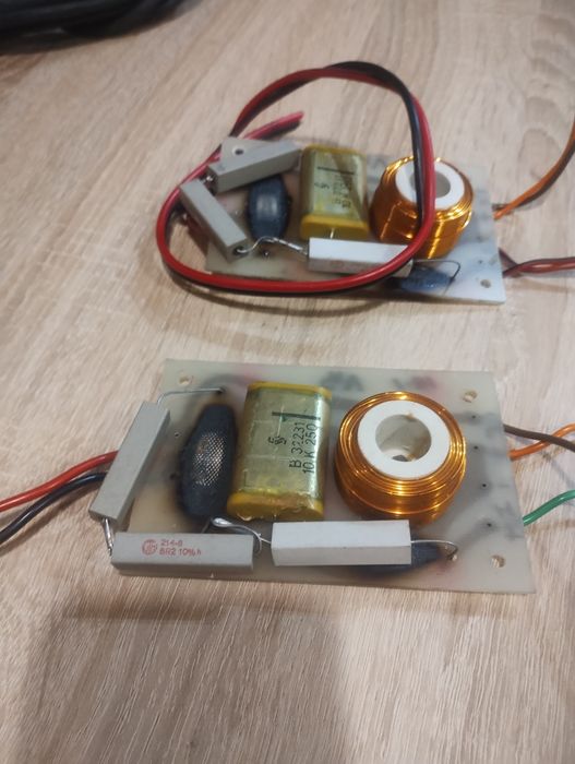 Филтри тонколони JBL