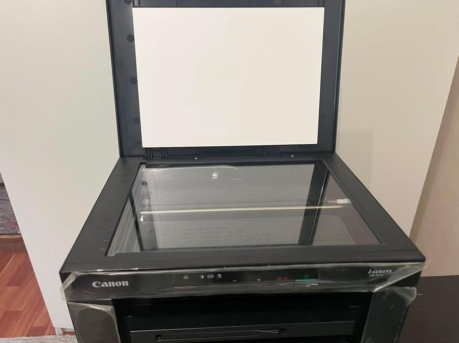 Продается принтер canon mf3010