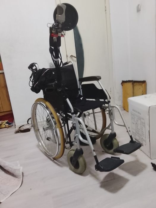 Инвалидная коляска