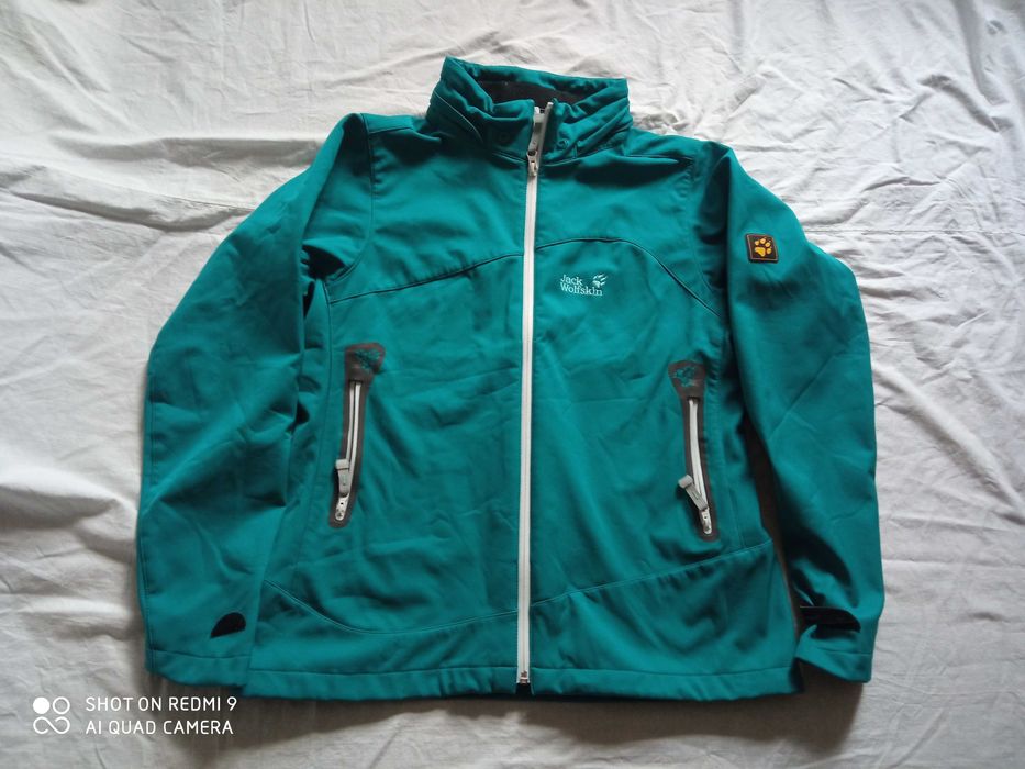Geaca softshell schi iarna drumetie Jack Wolfskin dama marime impecab.