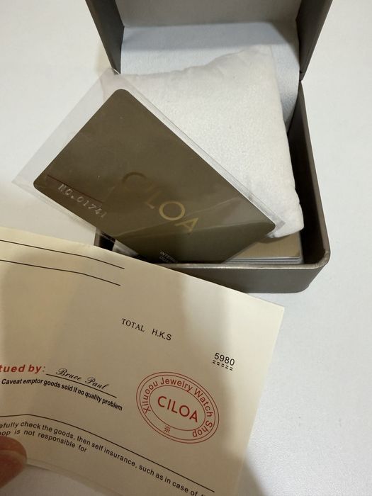 стильные кварцевые часы