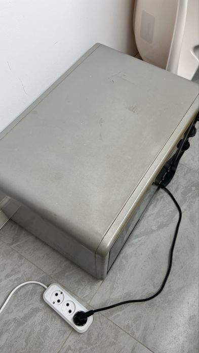 Продам духовку рабочая