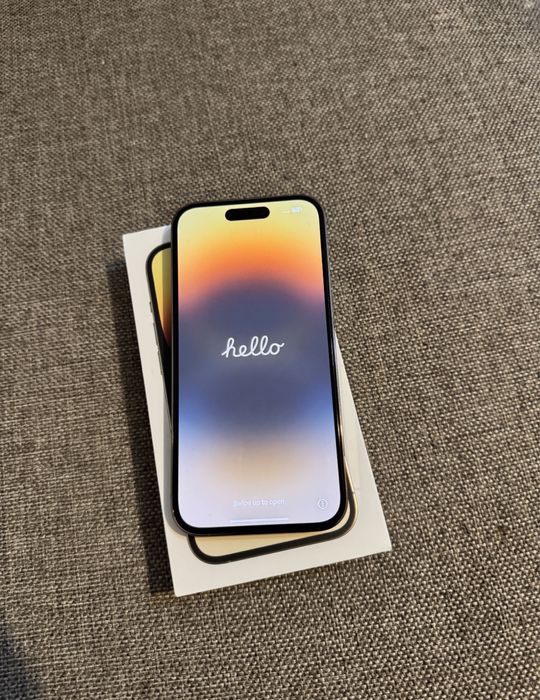 Vând ‘, IPhone 14 Pro Gold• Stare Foarte Bună