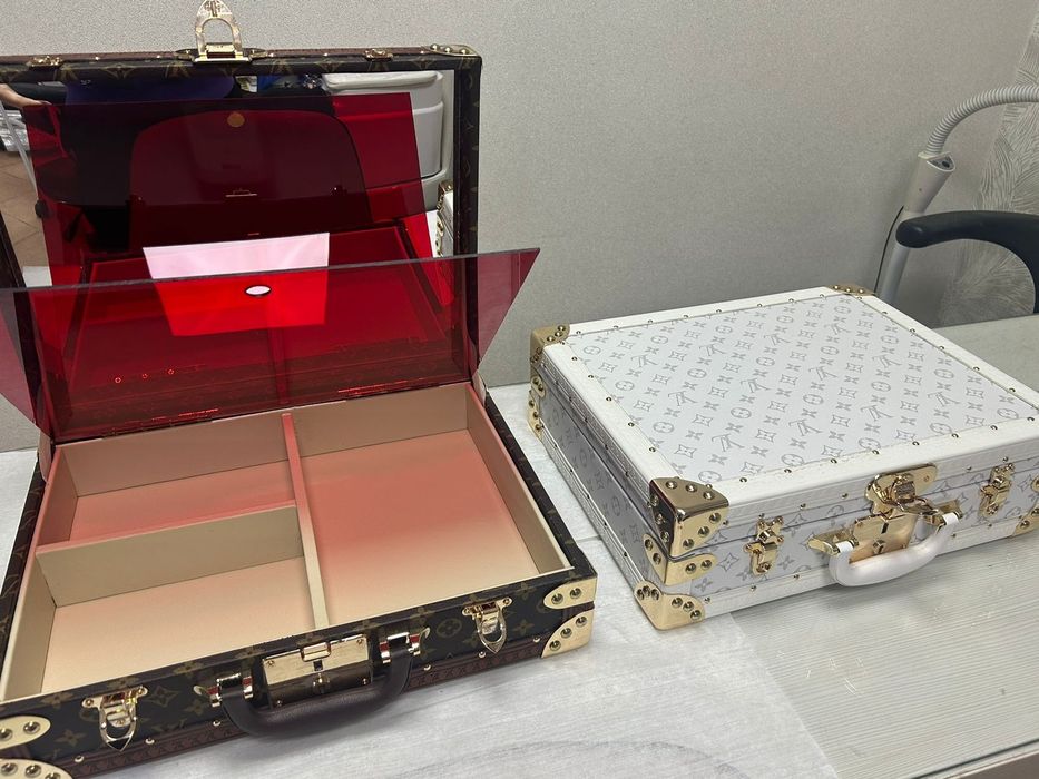 Чемодан для косметики