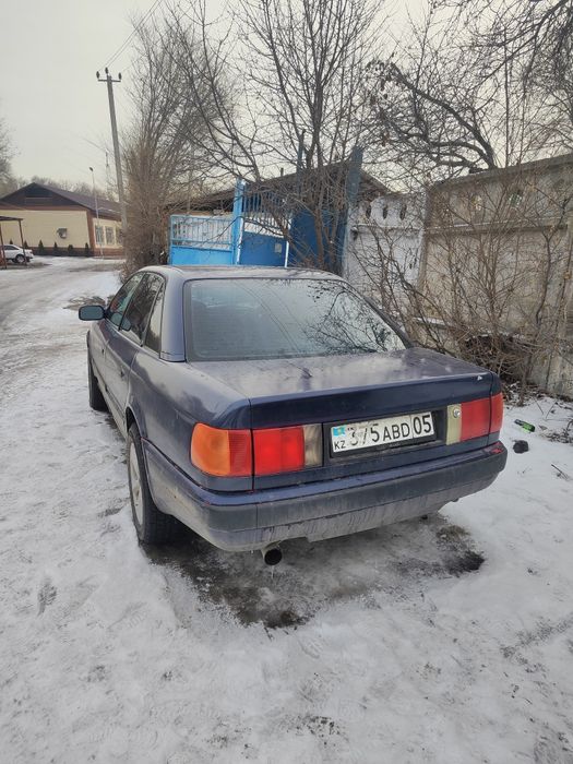 Срочно продам audi 100 c4