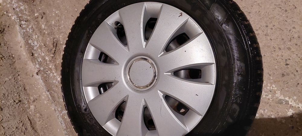 Vand set 4 anvelope cu jante 175/70/14