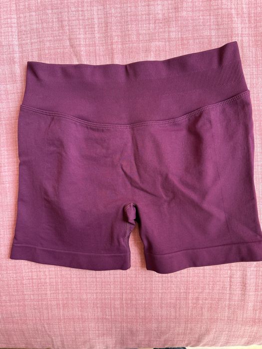 Къс спортен клин