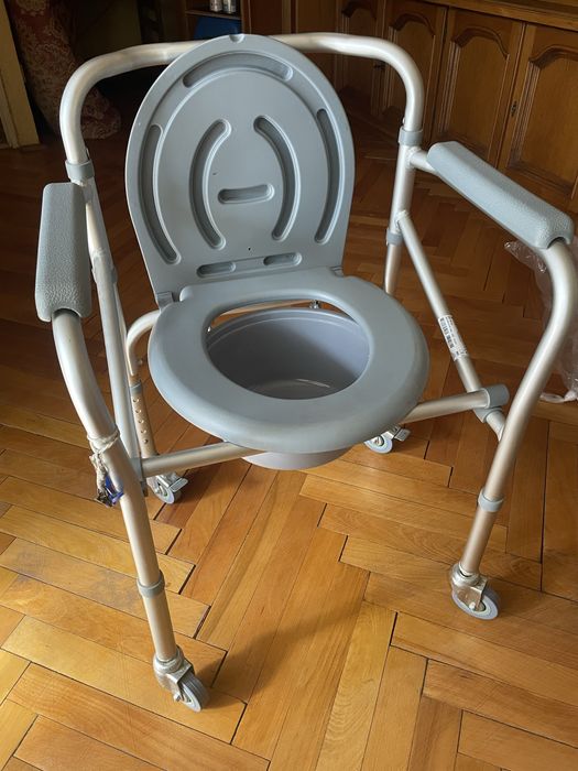 Scaun cu toaleta wc