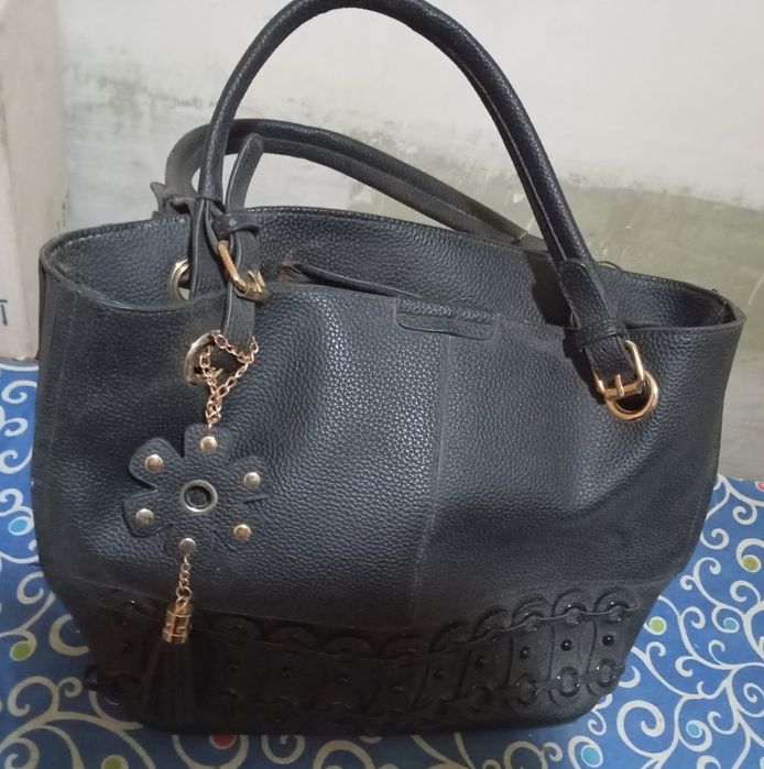 Сумка янгидек турибди