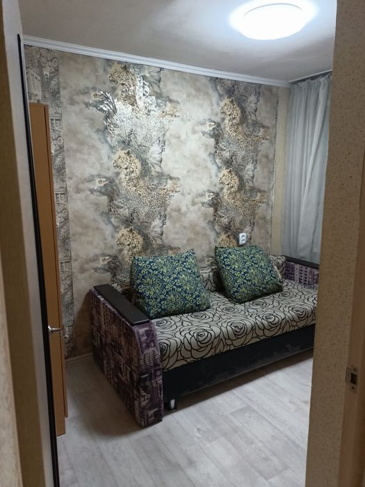 3 комнатная - 6 школа.