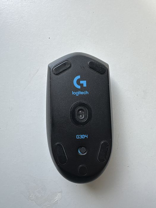 Беспровадная Logitech g304 и коврик