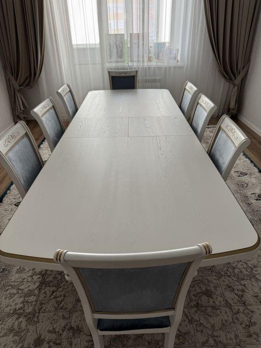 Продаю новый стол