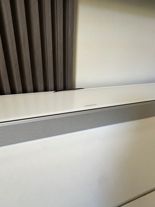 Bose soundbar 700 bass module 700 I surround speakers 500 white
