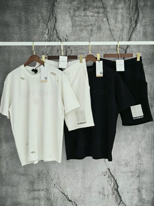 Compleu Givenchy Calitate TOP