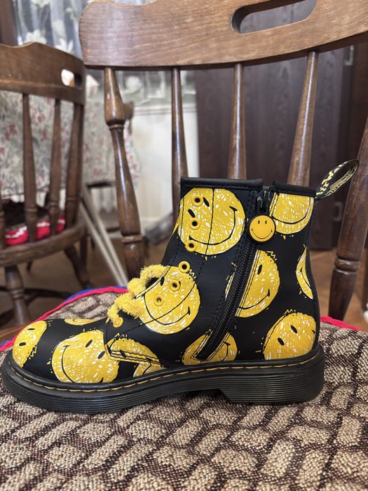 Обувки Dr Martens, Smiley 36 номер