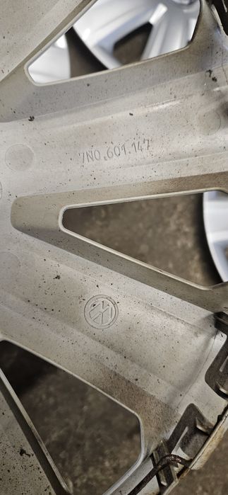 Capace originale VW R16