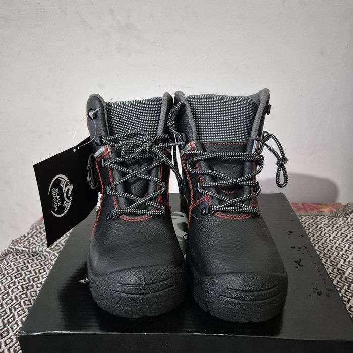 Спецобувь сатылады