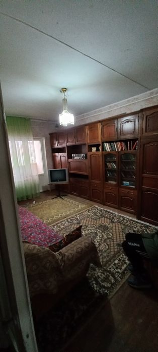 СРОЧНО !!! Уй сотилади узимники Фаргона шахар С.Темур 245 дом