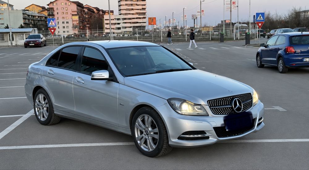 Mercedes benz c class w204 facelift-automat 5500€