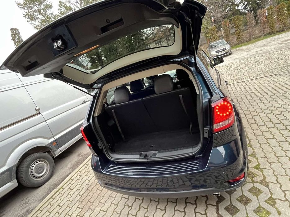 Fiat Freemont 2.0 Multijet 170к.с 7местен КОЖЕН салон Автоматик 4х4