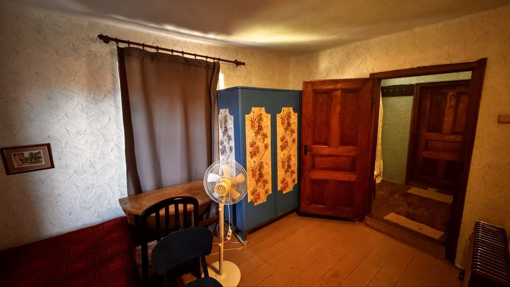 Къща с двор в с. Трудовец, общ. Ботевград