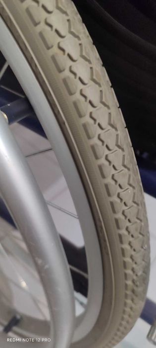 Продавам инвалидна количка-VERMEIREN