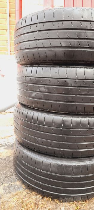 Колёса 234/55/18 комплект. Цена 45 тысяч.
