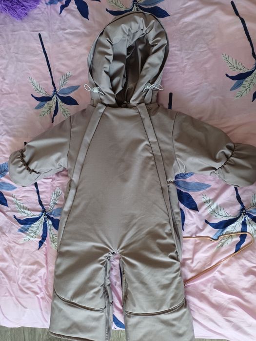 Продам детский комбенизон 68-70 размер