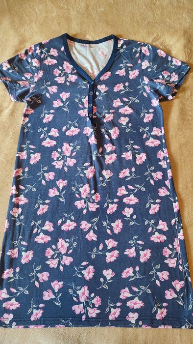 2 rochii pentru alăptat