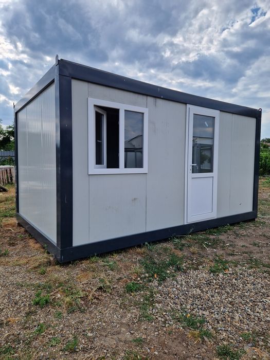 Vând Container 5x3m Utilat cu grup sanitar STOC