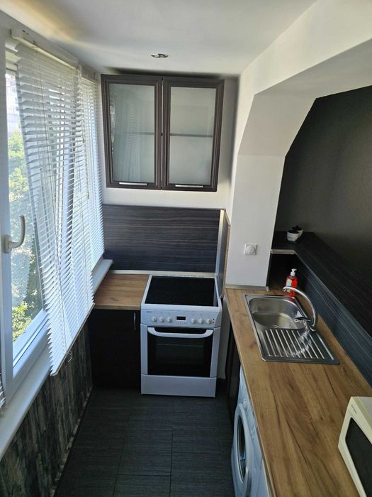 Дава се под наем Двустаен апартамент в София, Връбница 1 - 65 кв.м за 375 € - Снимка #2