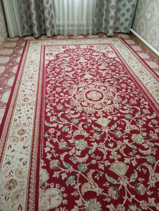 Продам паласы в хорошем состоянии